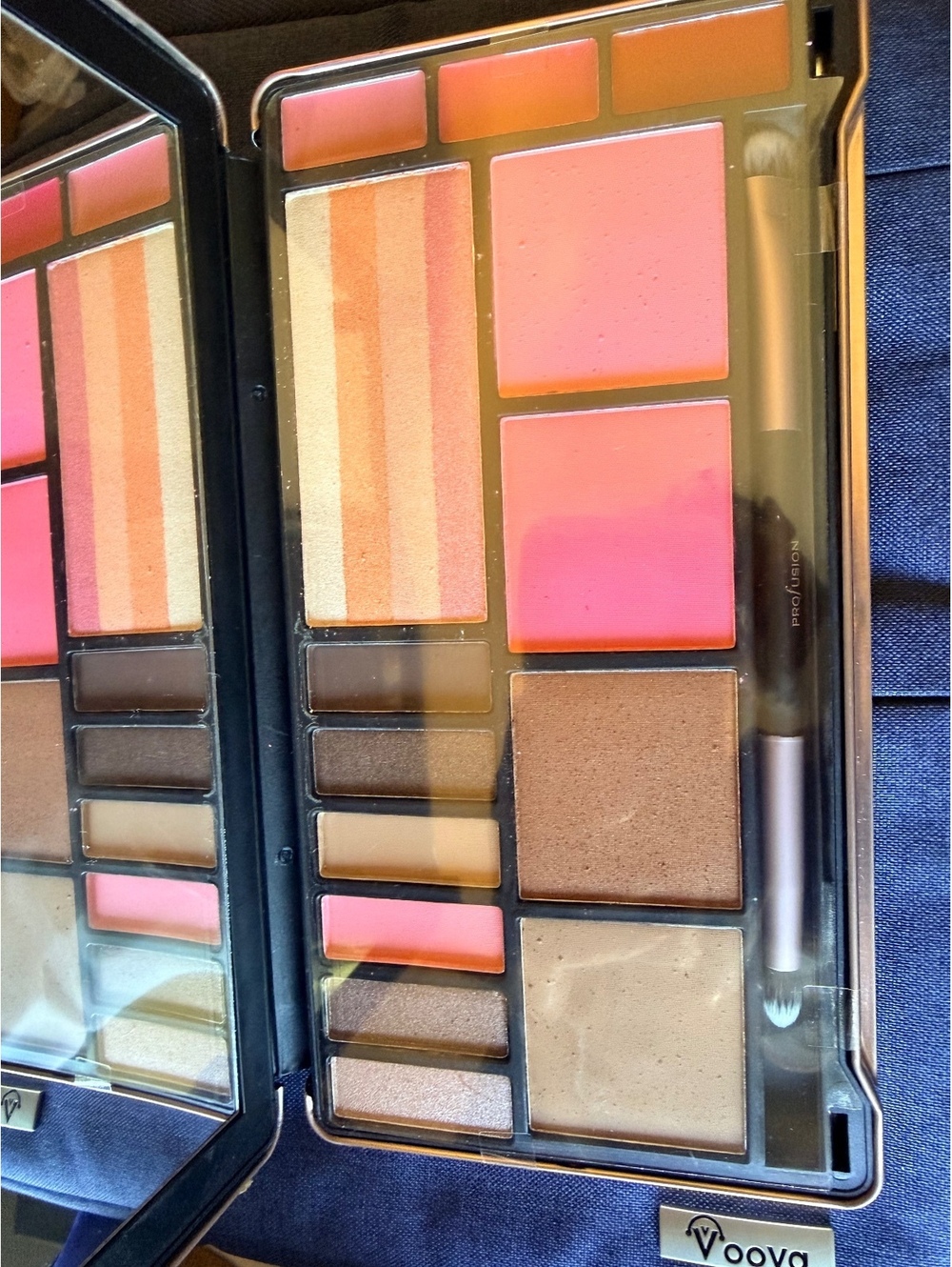 Profusion No Filter Needed Selfie Makeup Kit - Compact Palette NEW